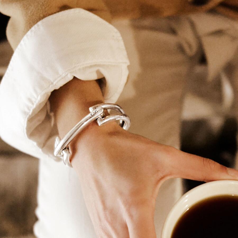 B0093MET cxc bracelet, made in spain