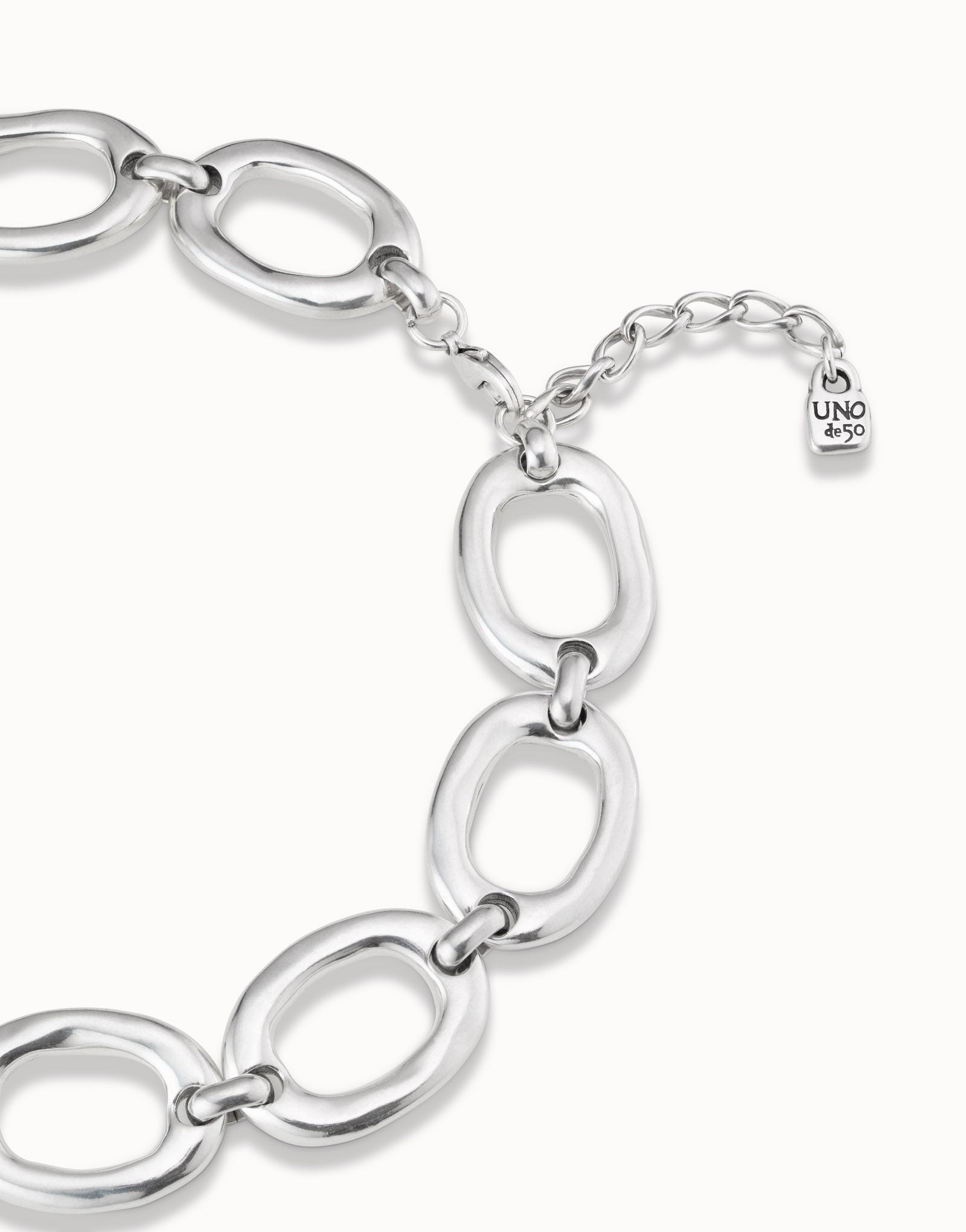UNOde50 The One silver tone necklace detail