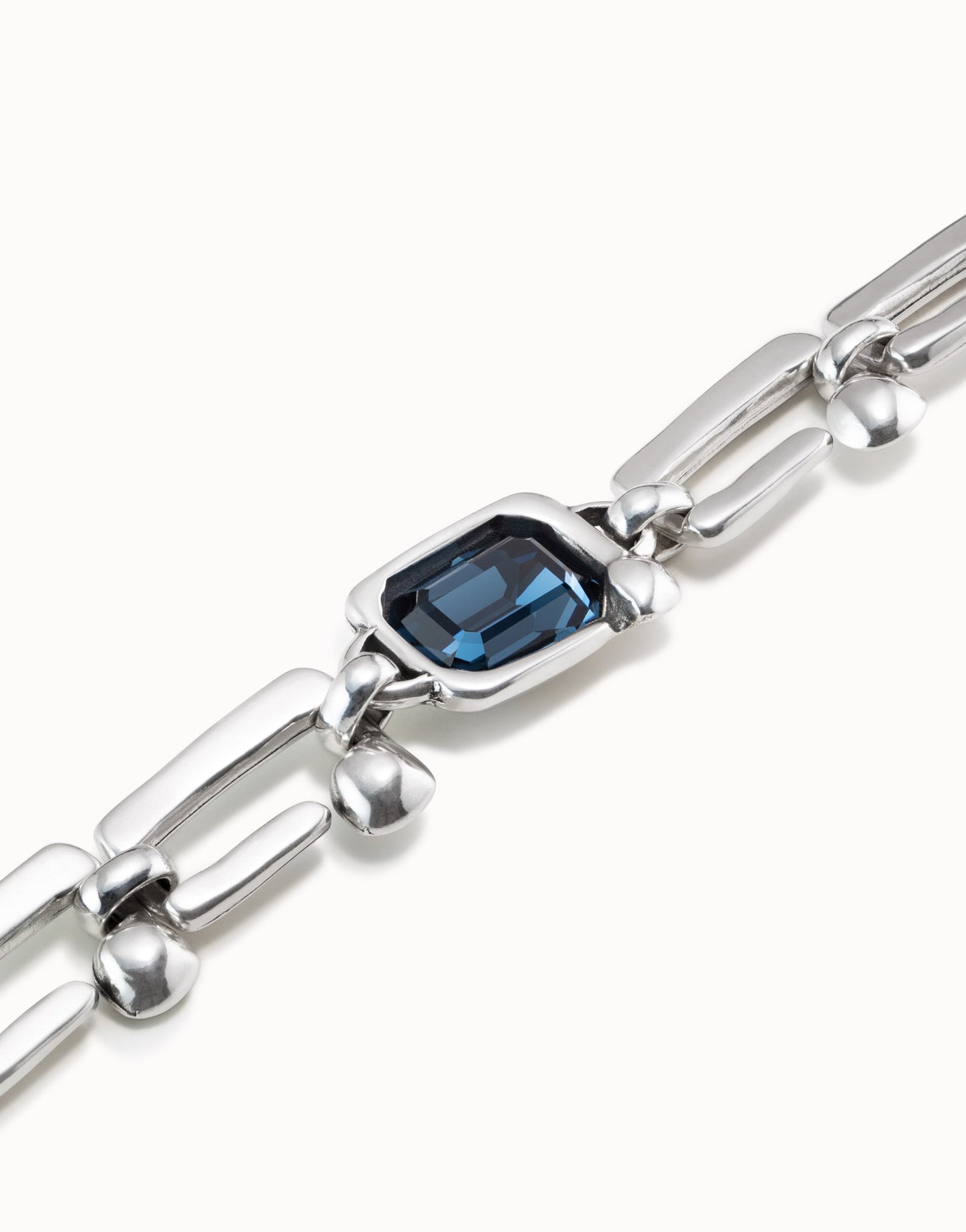unode50 unconventional bracelet crystal detail closeup